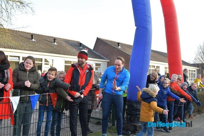 GBS De Uitleg begint de dag sportief met ‘the Daily Mile’ - Foto: Johan Bokma