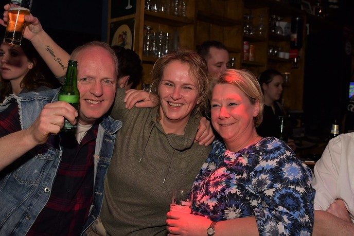 Fans Harten 10 uit het hele land naar Nikki’s Dalfsen