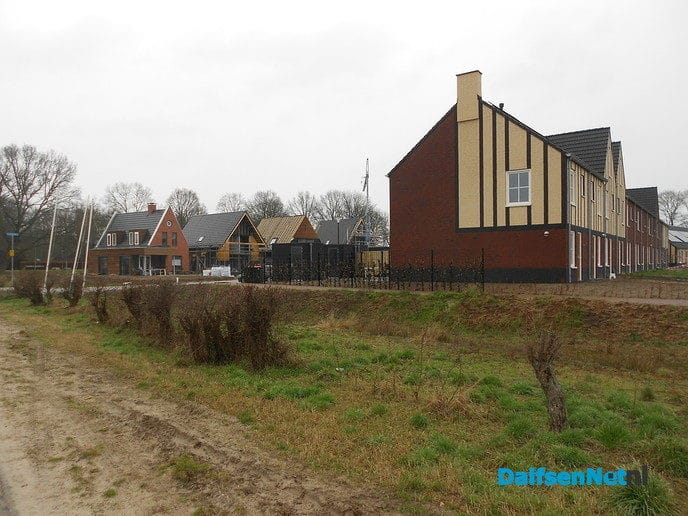 Een blik op de in aanbouw zijnde Oosterdalfsen