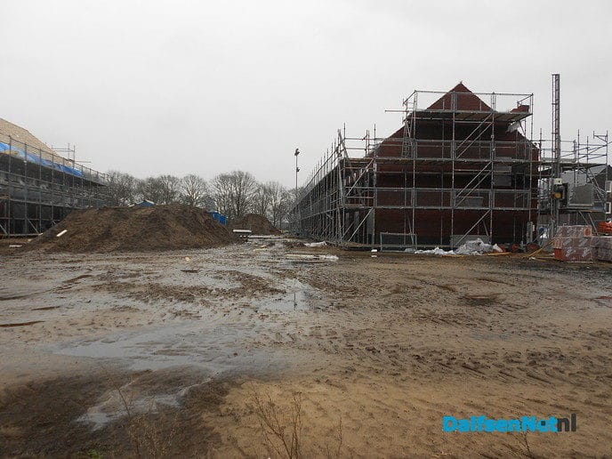 Een blik op de in aanbouw zijnde Oosterdalfsen