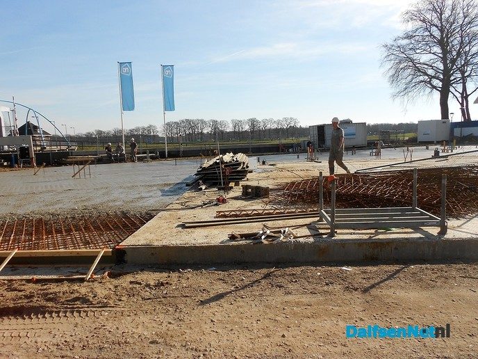 Voortgang waterfront: beton poepen