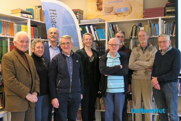 Burgemeester maakt kennis met H.K.D. - Foto: Ingezonden foto
