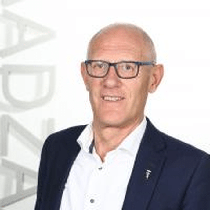 Ab Goeree met pensioen, Henry van der Woude volgt hem op - Foto: Gemeente Dalfsen