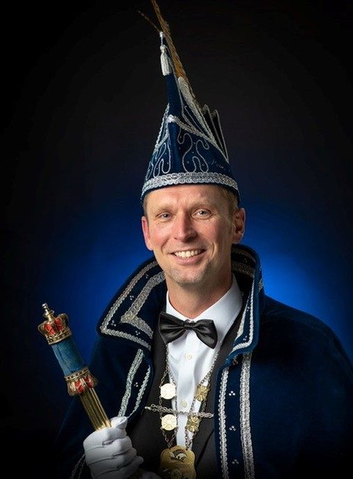 Prins Oetra, Randolf van Oene zwaait de scepter over Sprokkeldorp