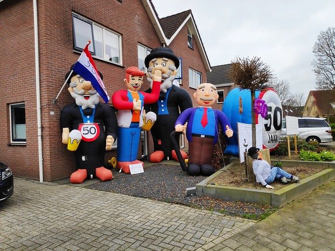  Feest Luukmanserf: tuin te klein - Foto: Eigen geleverde foto