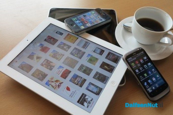 Dingen doen op je tablet - Foto: Ingezonden foto