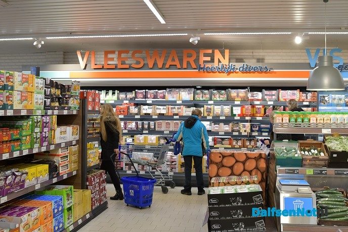 Vernieuwde Aldi aanwinst voor de Gemeente - Foto: Johan Bokma