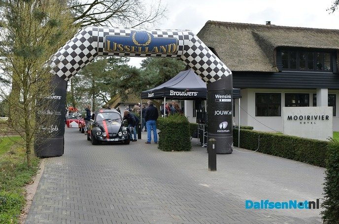 15e editie IJssellandrally gestart bij Mooirivier - Foto: Johan Bokma