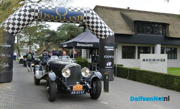 15e editie IJssellandrally gestart bij Mooirivier - Foto: Johan Bokma