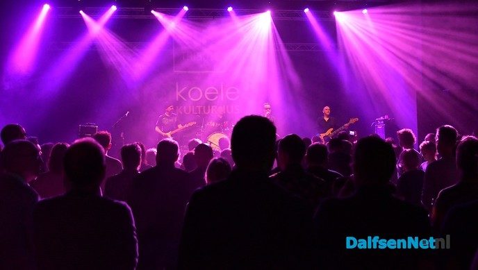 Oude tijden herleven met The U2 Tribute in de Trefkoele LIVE - Foto: Johan Bokma