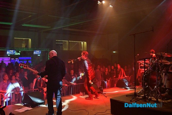Oude tijden herleven met The U2 Tribute in de Trefkoele LIVE - Foto: Johan Bokma