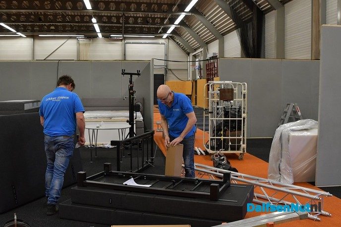 Opbouw Damito consumentenbeurs in de Trefkoele+ - Foto: Johan Bokma