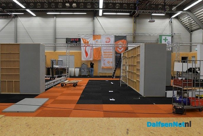 Opbouw Damito consumentenbeurs in de Trefkoele+ - Foto: Johan Bokma