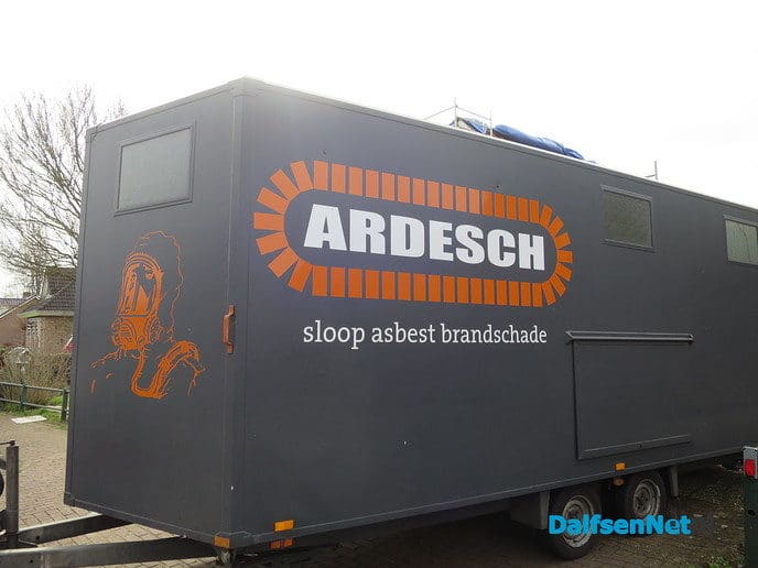 Asbestverwijdering aan de Lage Weide - Foto: Wim