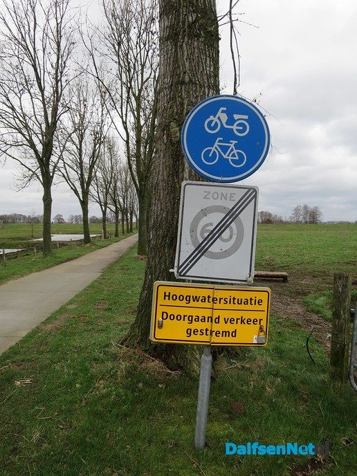 De stuwovergang bij het Vechterweerd nog steeds gesloten - Foto: Wim