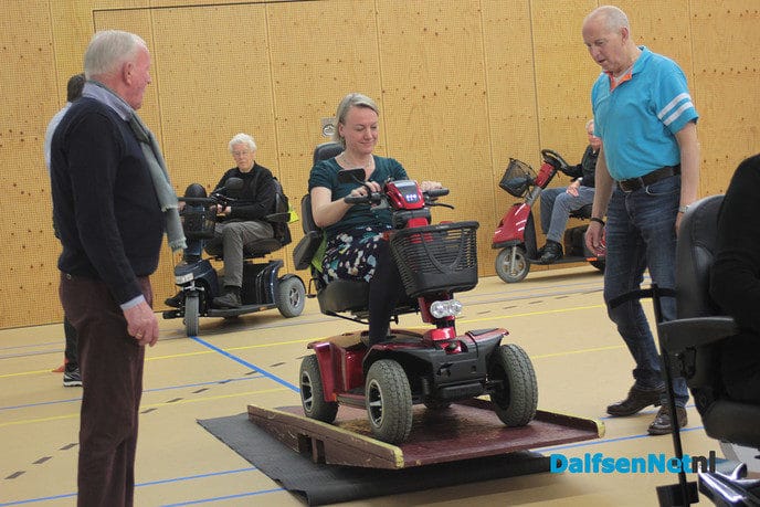 Jaarlijkse scootmobieltraining - Foto: Ingezonden foto