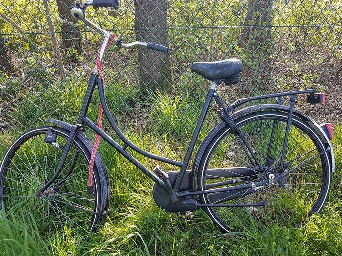 Wie mist zijn of haar fiets ?  - Foto: Eigen geleverde foto