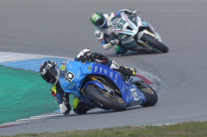 START racing kijkt tevreden terug op eerste race