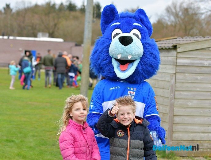 Schoolvoetbaltoernooi gemeente Dalfsen - Foto: Johan Bokma
