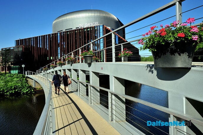 Dalfser fotograaf: De stad vertelt…..Zwolle - Foto: Ben Jonkman