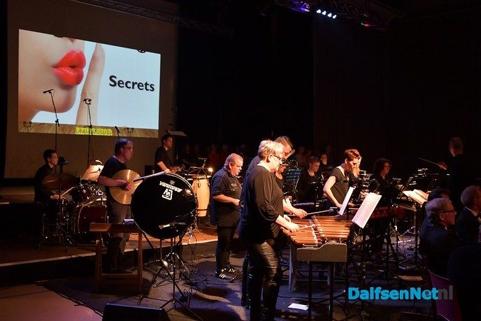 Gezamelijk optreden in de Trefkoele Plus groot succes! - Foto: Johan Bokma