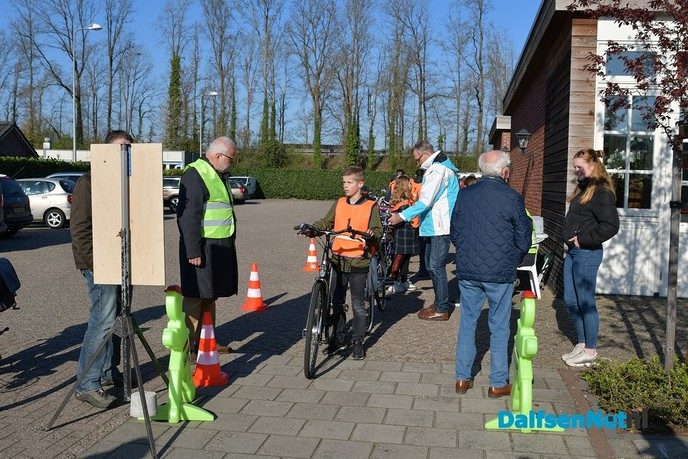 Schoolverkeersexamen Praktijk Lemelerveld. - Foto: Johan Bokma