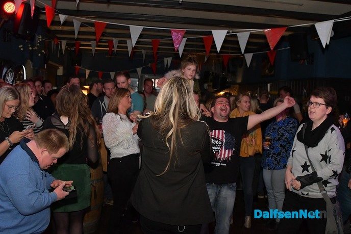 Monique Smit sluit het weekend af bij Nikki’s - Foto: Johan Bokma