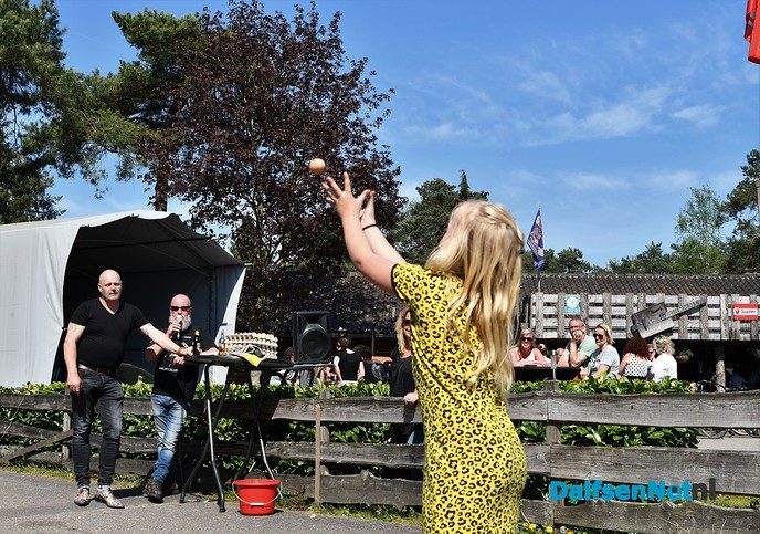 Eieren gooien bij Calluna - Foto: Johan Bokma