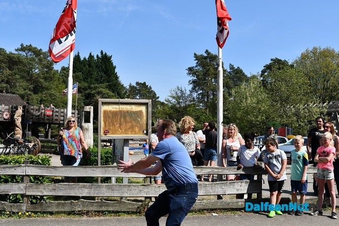 Eieren gooien bij Calluna - Foto: Johan Bokma