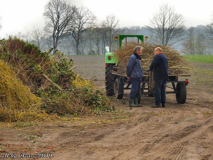 Paasbult Oudleusen vordert gestaag.