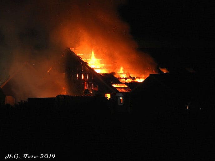Loods in brand.