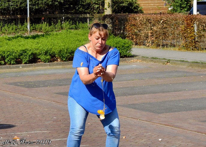 Eieren gooien bij Mansier.
