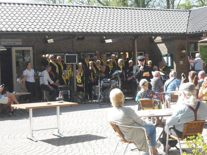 Zonnige en fantastische middag met de Jonkvrouwen - Foto: Eigen geleverde foto