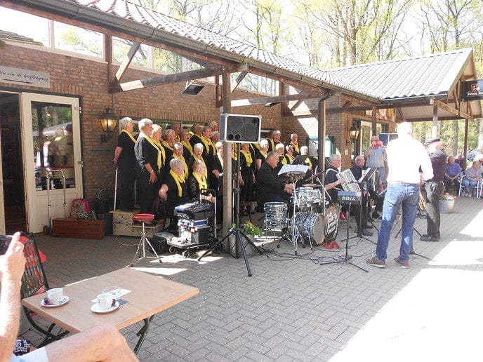 Zonnige en fantastische middag met de Jonkvrouwen - Foto: Eigen geleverde foto