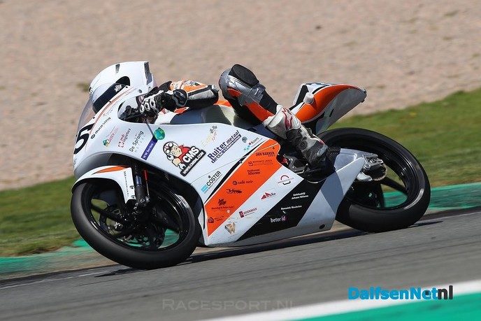 Motorcoureur Justin Fokkert leert snel - Foto: Ingezonden foto