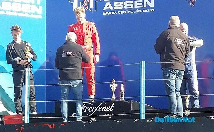 Autocoureur Ferron Mulder start seizoen met een overwinning - Foto: Ingezonden foto