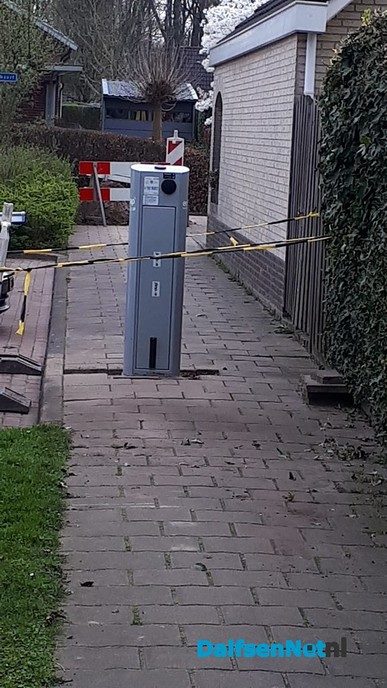 Rare plek voor een laadpaal - Foto: Ingezonden foto