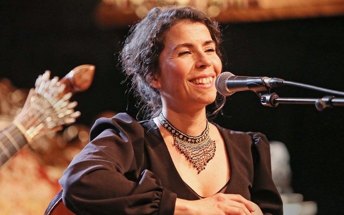 Magda Mendes ontroert en betovert