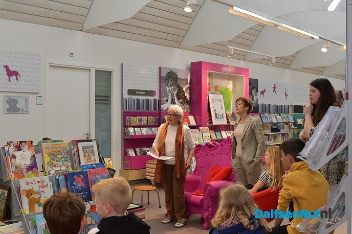 WO2 Café brengt verhalen en herinneringen voor het voetlicht - Foto: Johan Bokma