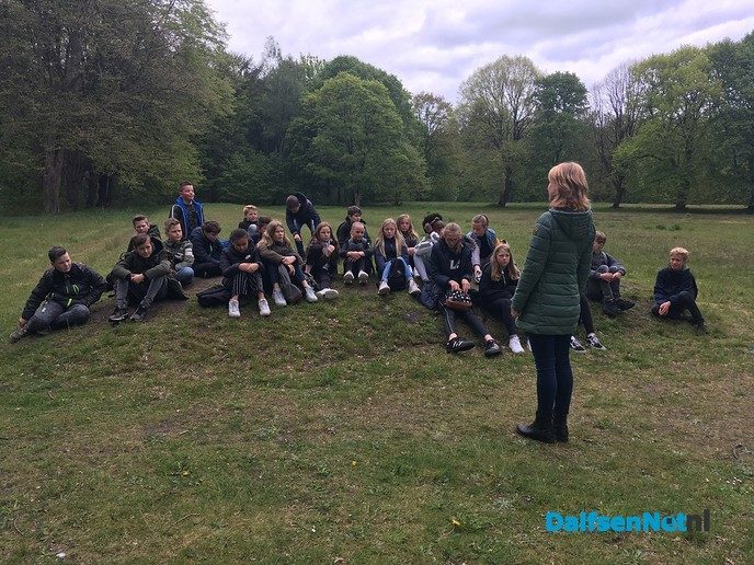 Leerlingen bezoeken Westerbork - Foto: Ingezonden foto
