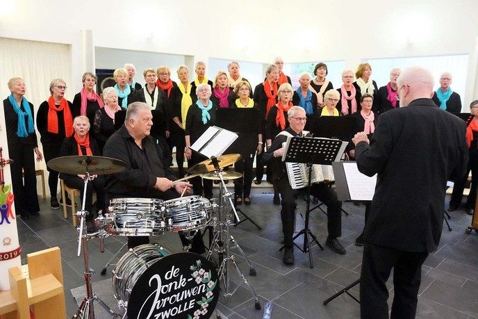 Songs van Toen Koor de Jonkvrouwen treden op - Foto: Eigen geleverde foto