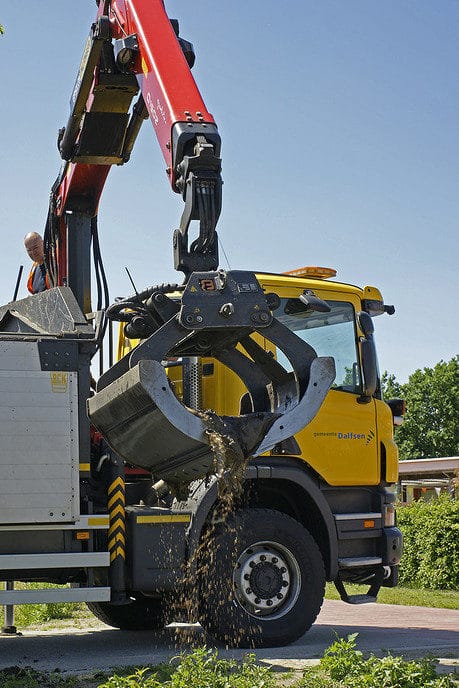 Verstopte afvoersloot schoonmaken - Foto: Paul Scholten