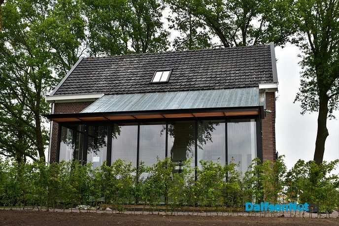 Renovatie sluiswachterswoning nadert zijn voltooiing - Foto: Johan Bokma