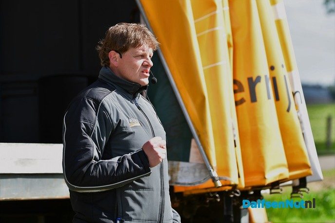Veldaudit Feijen succes: 50 melkveehouders doken in het gras - Foto: Johan Bokma