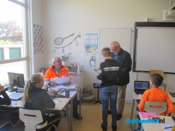 Verkeersdiploma`s uitgereikt aan basisscholieren - Foto: Ingezonden foto