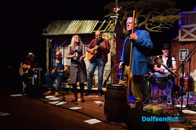 Oorverdovend applaus voor Rockmusical “Old man on the frontporch” - Foto: Johan Bokma