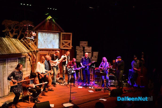 Oorverdovend applaus voor Rockmusical “Old man on the frontporch” - Foto: Johan Bokma