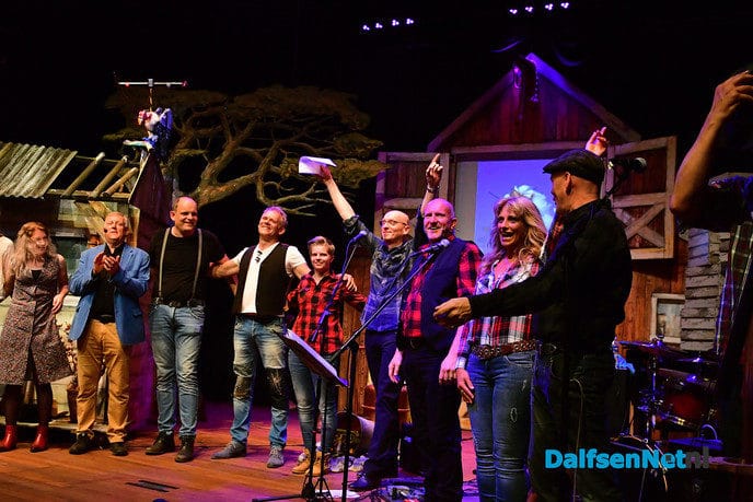 Oorverdovend applaus voor Rockmusical “Old man on the frontporch” - Foto: Johan Bokma
