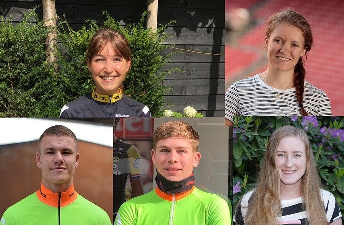 Nieuwe en oude ploegen schaatsers Stokvisdennen - Foto: Eigen geleverde foto