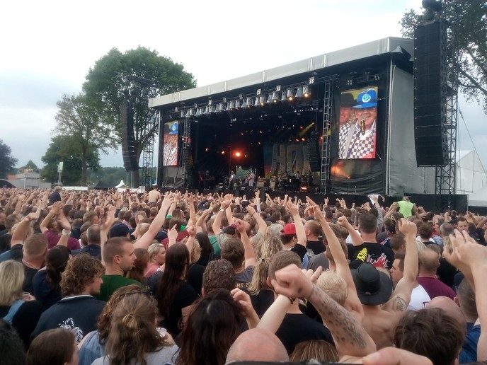 Reünieconcert Normaal, 20.000 aanhangers gaan compleet uit hun dak